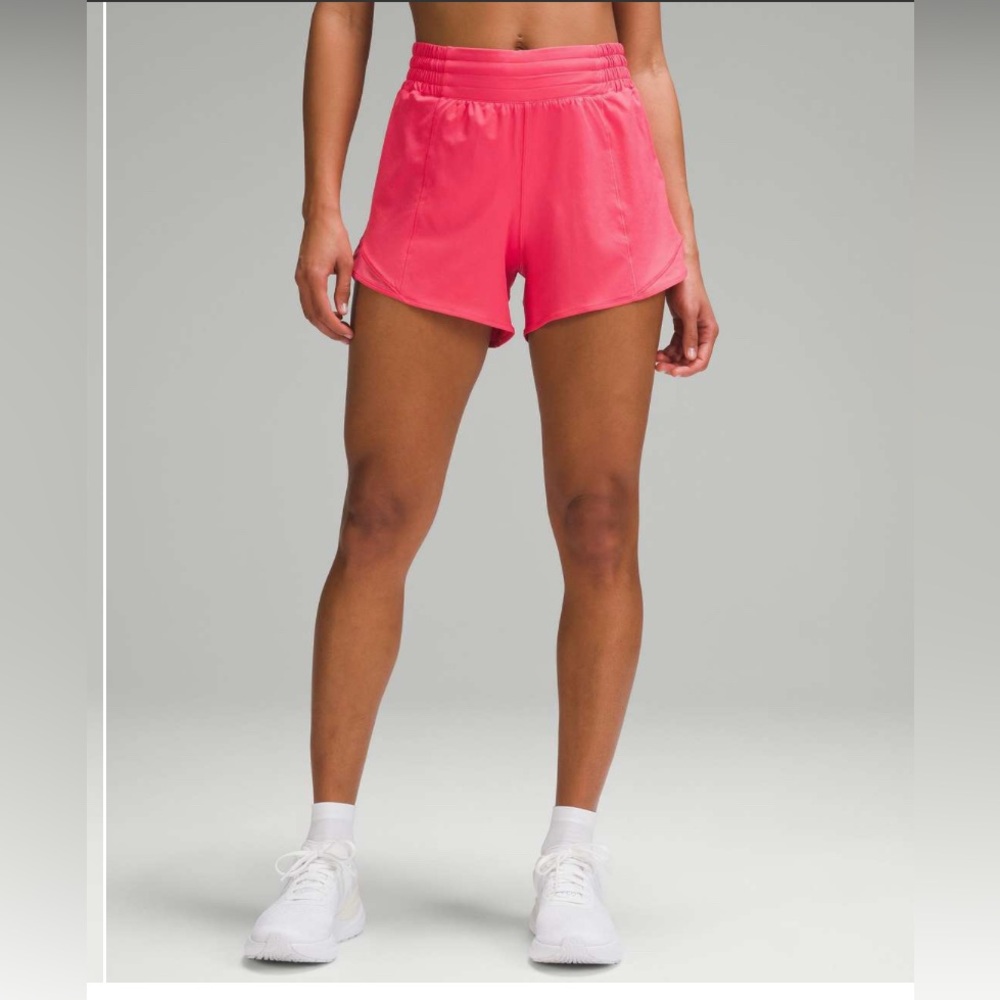 Lululemon Hotty Hot High-Rise Lined Short 4"
Glaze Pink